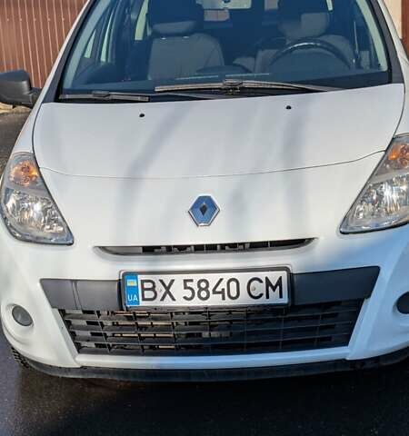 Білий Рено Кліо, об'ємом двигуна 1.5 л та пробігом 198 тис. км за 5300 $, фото 6 на Automoto.ua
