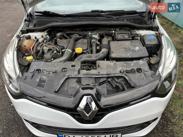 Білий Рено Кліо, об'ємом двигуна 1.46 л та пробігом 298 тис. км за 5999 $, фото 10 на Automoto.ua