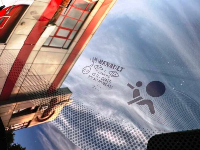 Рено Кліо 2013 у Запоріжжя на Automoto.ua Білий Рено Кліо, об'ємом двигуна 1.5 л та пробігом 241 тис. км за 7400 $, фото 10 на Automoto.ua