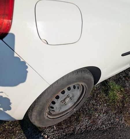 Білий Рено Кліо, об'ємом двигуна 1.5 л та пробігом 198 тис. км за 5300 $, фото 34 на Automoto.ua