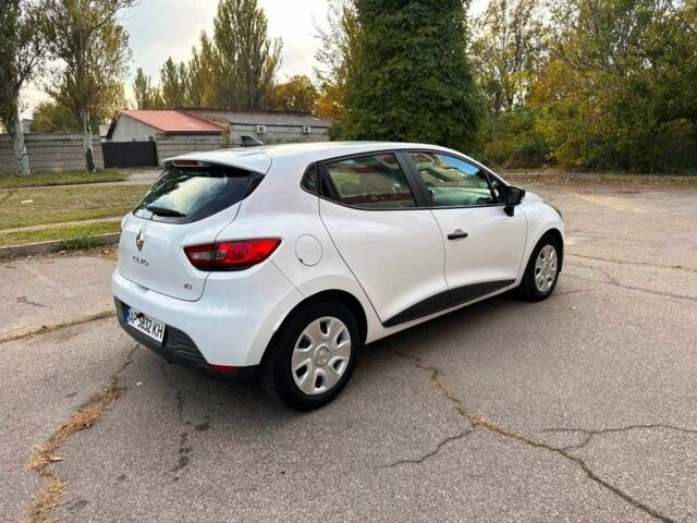 Рено Кліо 2013 у Запоріжжя на Automoto.ua Білий Рено Кліо, об'ємом двигуна 1.5 л та пробігом 241 тис. км за 7400 $, фото 1 на Automoto.ua