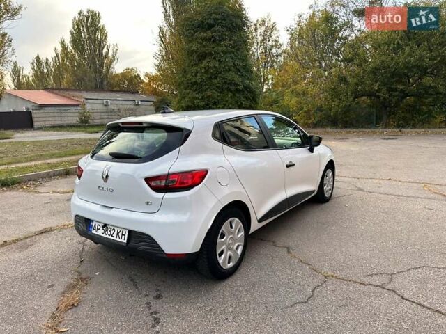 Рено Кліо 2013 у Запоріжжя на Automoto.ua Білий Рено Кліо, об'ємом двигуна 1.5 л та пробігом 241 тис. км за 7400 $, фото 17 на Automoto.ua