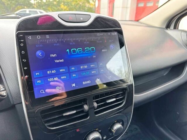 Рено Кліо 2013 у Запоріжжя на Automoto.ua Білий Рено Кліо, об'ємом двигуна 1.5 л та пробігом 241 тис. км за 7400 $, фото 14 на Automoto.ua