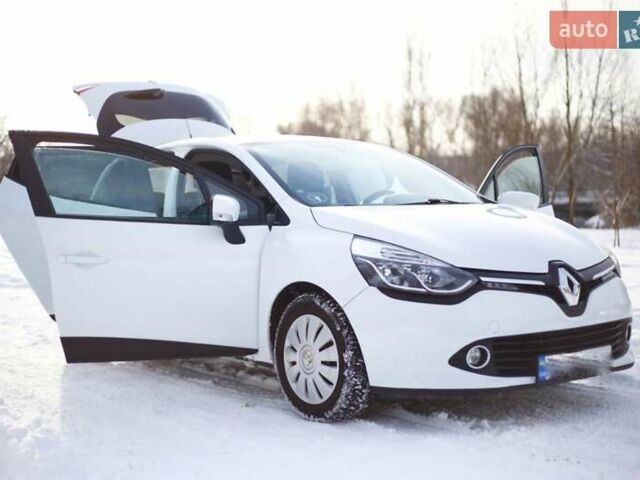 Белый Рено Клио, объемом двигателя 1.46 л и пробегом 301 тыс. км за 6600 $, фото 3 на Automoto.ua