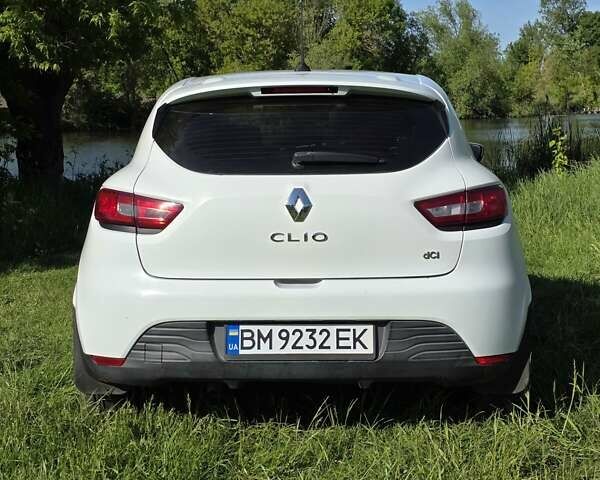 Белый Рено Клио, объемом двигателя 1.5 л и пробегом 204 тыс. км за 7200 $, фото 6 на Automoto.ua