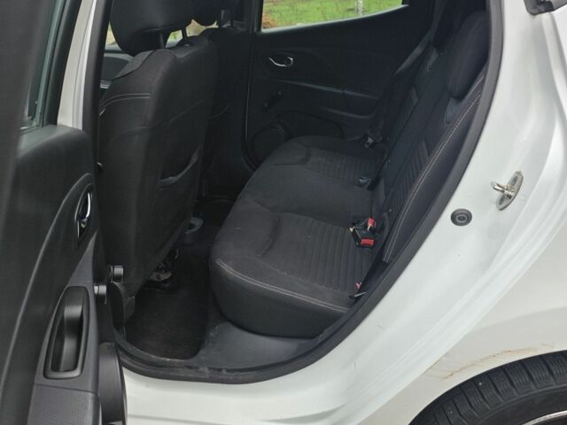 Белый Рено Клио, объемом двигателя 1.5 л и пробегом 292 тыс. км за 5500 $, фото 11 на Automoto.ua