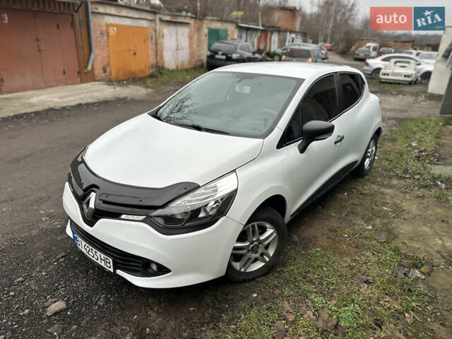 Білий Рено Кліо, об'ємом двигуна 1.46 л та пробігом 298 тис. км за 5999 $, фото 1 на Automoto.ua