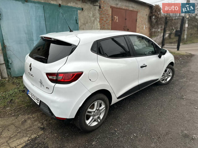 Білий Рено Кліо, об'ємом двигуна 1.46 л та пробігом 298 тис. км за 5999 $, фото 4 на Automoto.ua