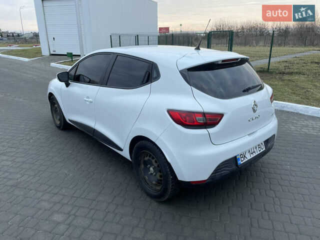 Белый Рено Клио, объемом двигателя 1.46 л и пробегом 206 тыс. км за 7400 $, фото 6 на Automoto.ua