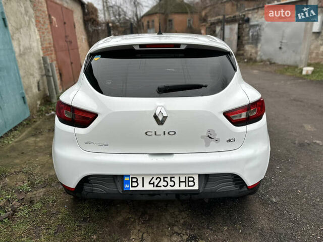 Білий Рено Кліо, об'ємом двигуна 1.46 л та пробігом 298 тис. км за 5999 $, фото 5 на Automoto.ua
