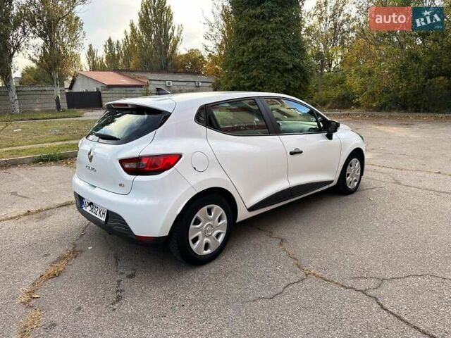 Білий Рено Кліо, об'ємом двигуна 1.5 л та пробігом 241 тис. км за 7200 $, фото 12 на Automoto.ua