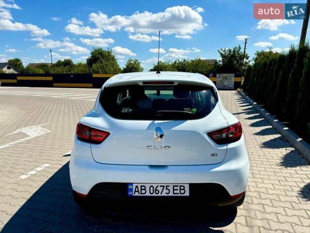 Белый Рено Клио, объемом двигателя 1.5 л и пробегом 221 тыс. км за 6800 $, фото 8 на Automoto.ua