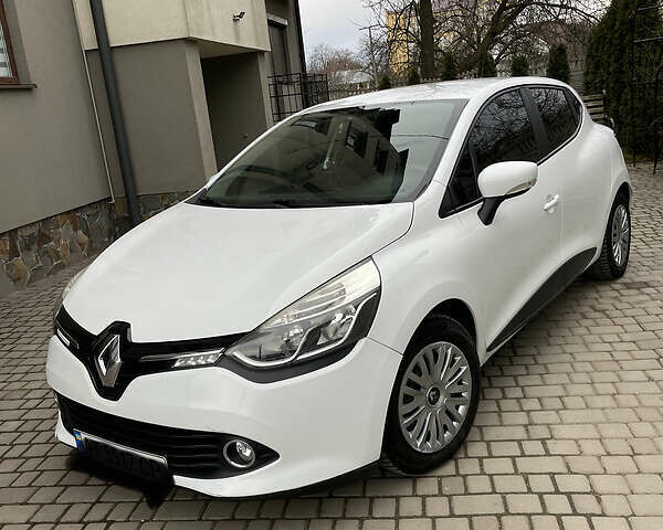 Білий Рено Кліо, об'ємом двигуна 1.5 л та пробігом 210 тис. км за 6700 $, фото 11 на Automoto.ua