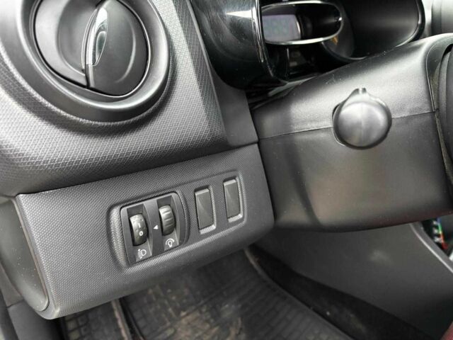 Белый Рено Клио, объемом двигателя 1.5 л и пробегом 195 тыс. км за 6990 $, фото 19 на Automoto.ua