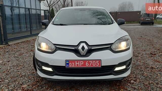 Белый Рено Клио, объемом двигателя 1.5 л и пробегом 172 тыс. км за 9500 $, фото 6 на Automoto.ua