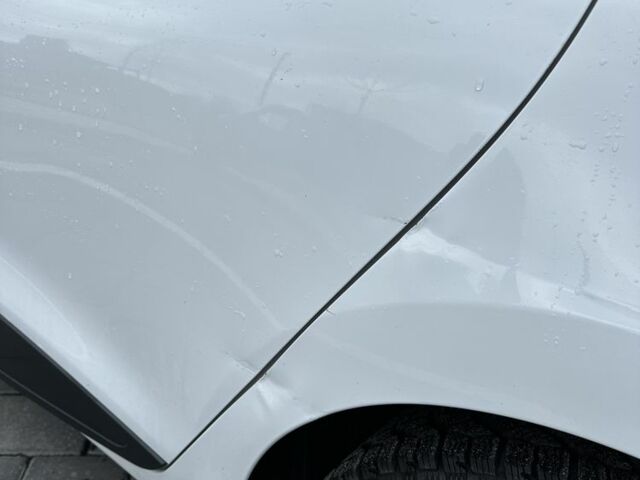 Белый Рено Клио, объемом двигателя 0.15 л и пробегом 254 тыс. км за 6200 $, фото 7 на Automoto.ua
