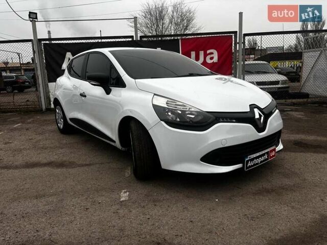 Білий Рено Кліо, об'ємом двигуна 1.5 л та пробігом 195 тис. км за 6990 $, фото 2 на Automoto.ua