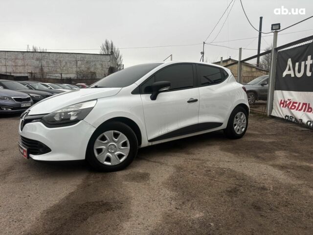 Белый Рено Клио, объемом двигателя 1.5 л и пробегом 195 тыс. км за 6990 $, фото 3 на Automoto.ua