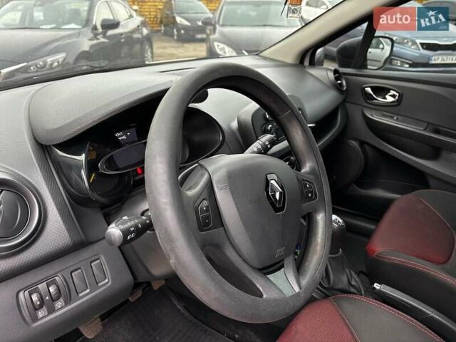 Білий Рено Кліо, об'ємом двигуна 1.5 л та пробігом 195 тис. км за 6990 $, фото 24 на Automoto.ua