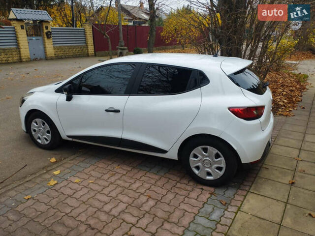 Білий Рено Кліо, об'ємом двигуна 1.5 л та пробігом 189 тис. км за 7300 $, фото 1 на Automoto.ua