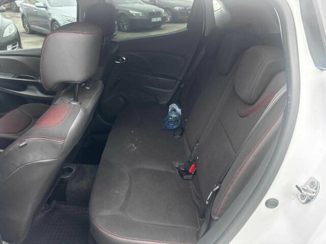 Белый Рено Клио, объемом двигателя 1.5 л и пробегом 195 тыс. км за 6990 $, фото 14 на Automoto.ua