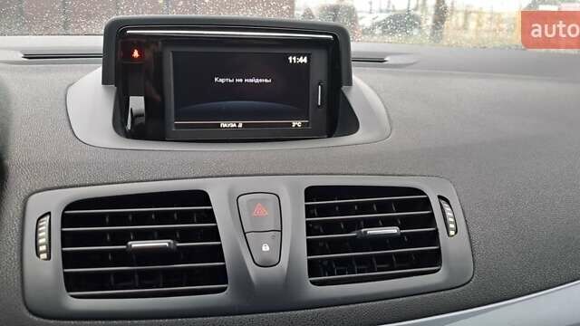 Белый Рено Клио, объемом двигателя 1.5 л и пробегом 172 тыс. км за 9500 $, фото 14 на Automoto.ua