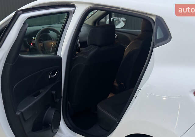 Білий Рено Кліо, об'ємом двигуна 1.46 л та пробігом 127 тис. км за 6500 $, фото 1 на Automoto.ua