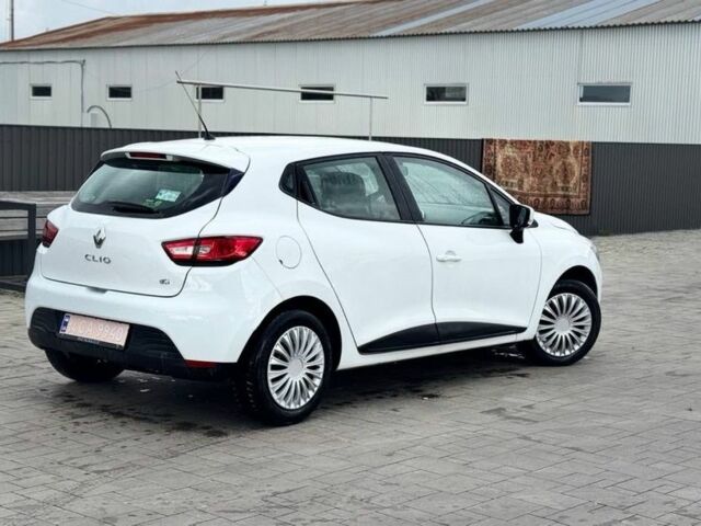 Белый Рено Клио, объемом двигателя 1.5 л и пробегом 127 тыс. км за 6850 $, фото 2 на Automoto.ua