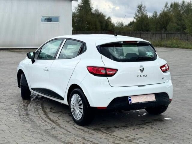 Белый Рено Клио, объемом двигателя 1.5 л и пробегом 127 тыс. км за 6850 $, фото 3 на Automoto.ua