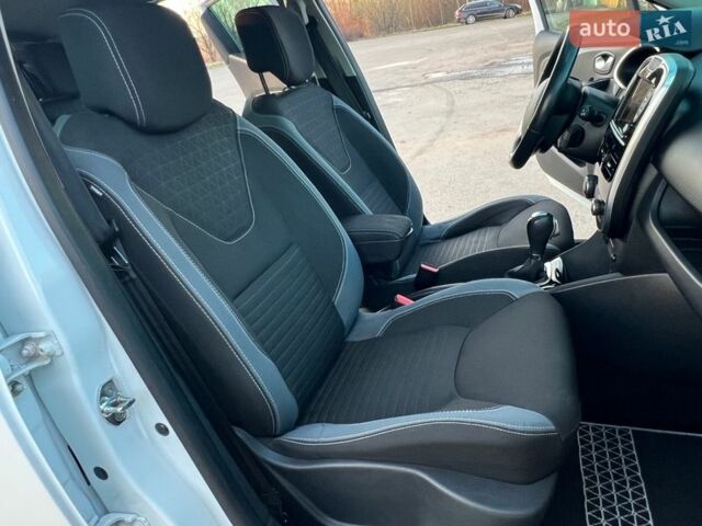 Білий Рено Кліо, об'ємом двигуна 1.5 л та пробігом 194 тис. км за 9550 $, фото 30 на Automoto.ua