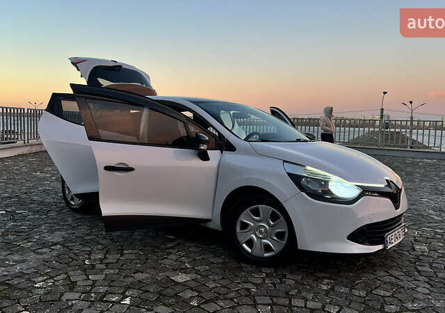 Белый Рено Клио, объемом двигателя 1.46 л и пробегом 229 тыс. км за 8500 $, фото 30 на Automoto.ua