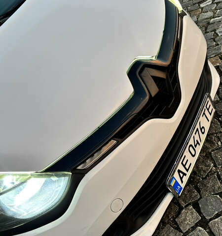 Белый Рено Клио, объемом двигателя 1.46 л и пробегом 229 тыс. км за 8500 $, фото 49 на Automoto.ua