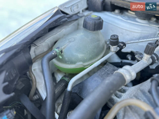 Белый Рено Клио, объемом двигателя 1.46 л и пробегом 186 тыс. км за 7950 $, фото 33 на Automoto.ua