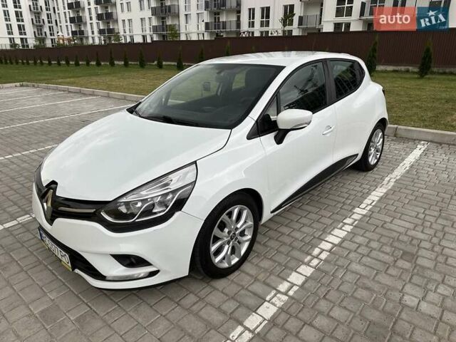 Белый Рено Клио, объемом двигателя 1.46 л и пробегом 171 тыс. км за 9000 $, фото 7 на Automoto.ua
