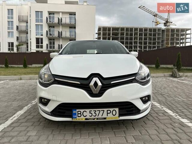 Белый Рено Клио, объемом двигателя 1.46 л и пробегом 171 тыс. км за 9000 $, фото 8 на Automoto.ua