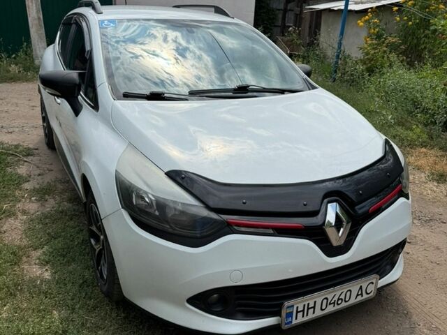 Білий Рено Кліо, об'ємом двигуна 1.46 л та пробігом 240 тис. км за 7500 $, фото 1 на Automoto.ua