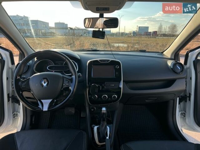 Белый Рено Клио, объемом двигателя 1.5 л и пробегом 170 тыс. км за 10300 $, фото 45 на Automoto.ua