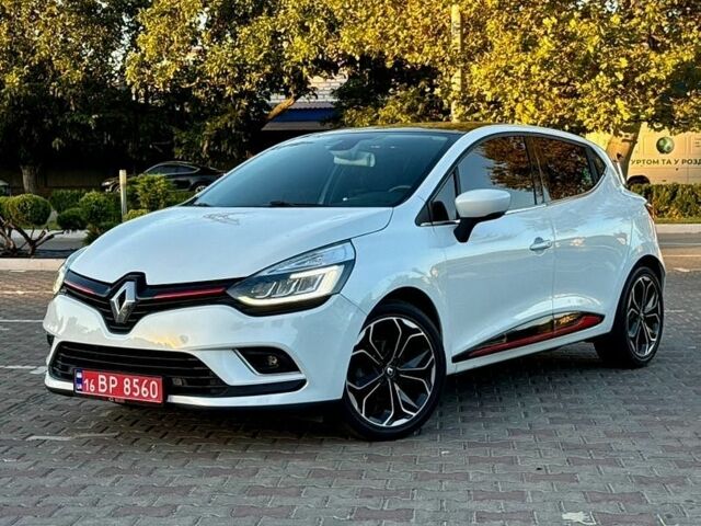 Белый Рено Клио, объемом двигателя 1.5 л и пробегом 64 тыс. км за 12900 $, фото 5 на Automoto.ua