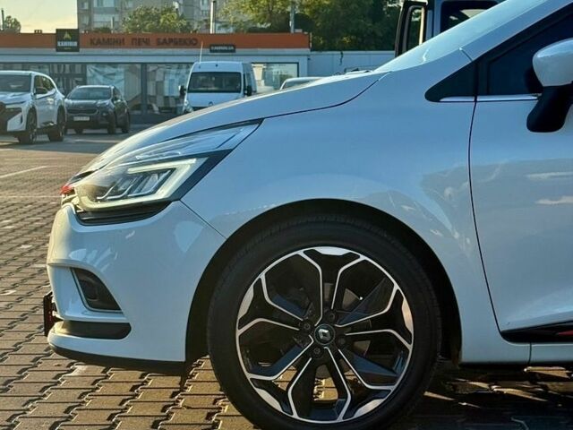 Белый Рено Клио, объемом двигателя 1.5 л и пробегом 64 тыс. км за 12900 $, фото 59 на Automoto.ua