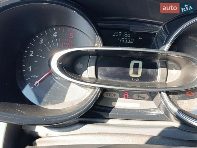 Белый Рено Клио, объемом двигателя 1.46 л и пробегом 359 тыс. км за 6000 $, фото 18 на Automoto.ua