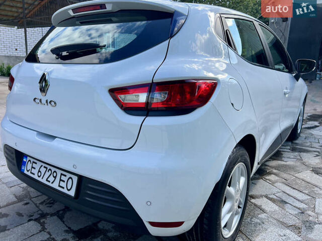 Белый Рено Клио, объемом двигателя 1.5 л и пробегом 155 тыс. км за 8500 $, фото 4 на Automoto.ua
