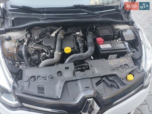 Белый Рено Клио, объемом двигателя 1.5 л и пробегом 36 тыс. км за 10750 $, фото 6 на Automoto.ua