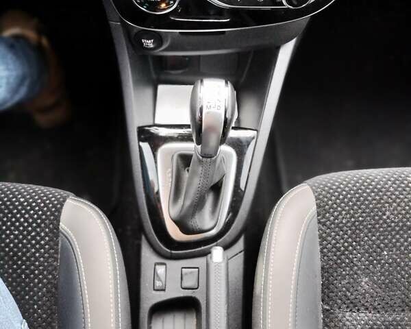 Рено Клио 2018 в Кременчуге на Automoto.ua Белый Рено Клио, объемом двигателя 1.5 л и пробегом 70 тыс. км за 13255 $, фото 10 на Automoto.ua