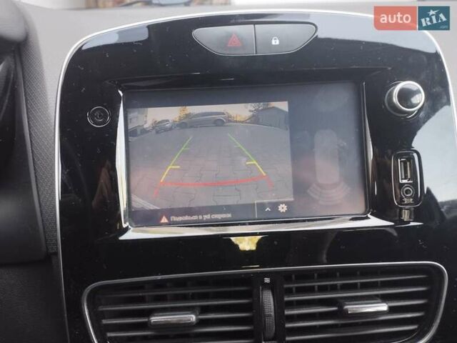 Белый Рено Клио, объемом двигателя 1.5 л и пробегом 36 тыс. км за 10750 $, фото 7 на Automoto.ua