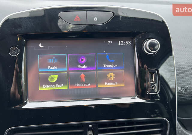 Белый Рено Клио, объемом двигателя 1.5 л и пробегом 149 тыс. км за 10300 $, фото 34 на Automoto.ua