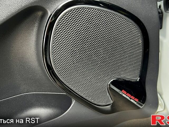 Белый Рено Клио, объемом двигателя 1.5 л и пробегом 149 тыс. км за 10300 $, фото 8 на Automoto.ua