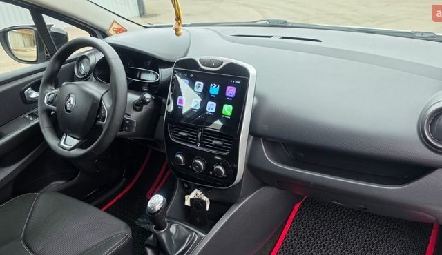 Белый Рено Клио, объемом двигателя 1.5 л и пробегом 179 тыс. км за 9900 $, фото 60 на Automoto.ua