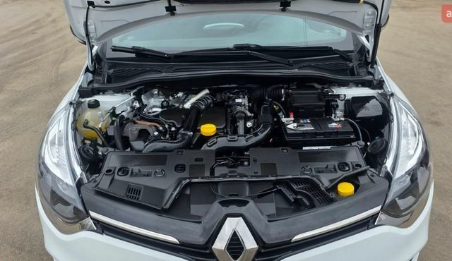 Белый Рено Клио, объемом двигателя 1.5 л и пробегом 179 тыс. км за 9900 $, фото 18 на Automoto.ua