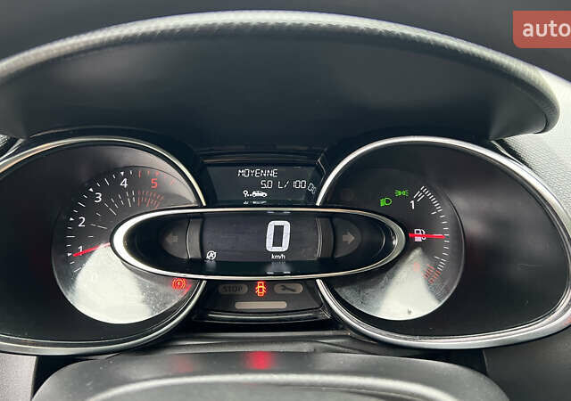 Белый Рено Клио, объемом двигателя 1.5 л и пробегом 149 тыс. км за 10300 $, фото 33 на Automoto.ua