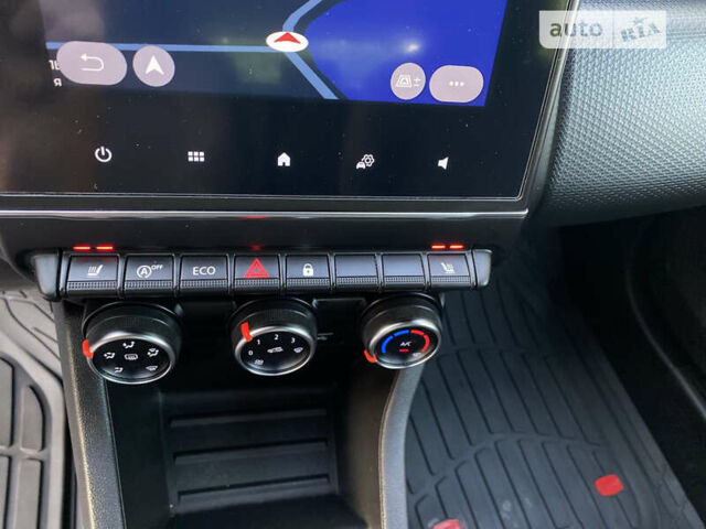 Белый Рено Клио, объемом двигателя 1 л и пробегом 131 тыс. км за 10299 $, фото 20 на Automoto.ua